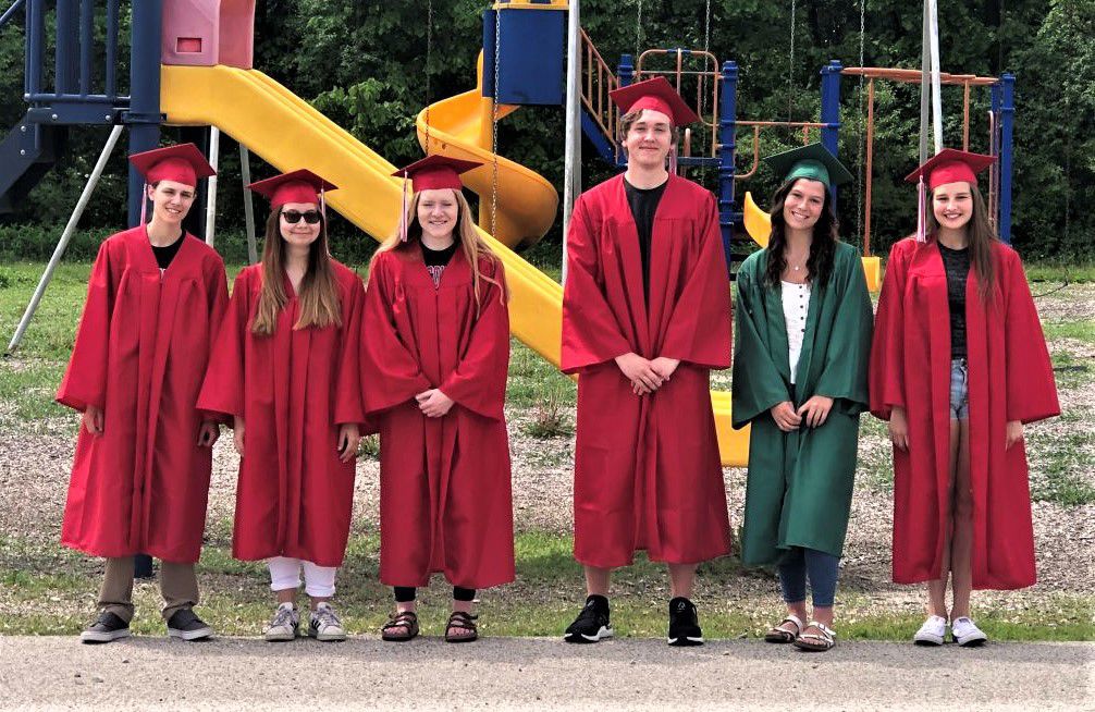 ALUMNI RETURN TO RAYMOND